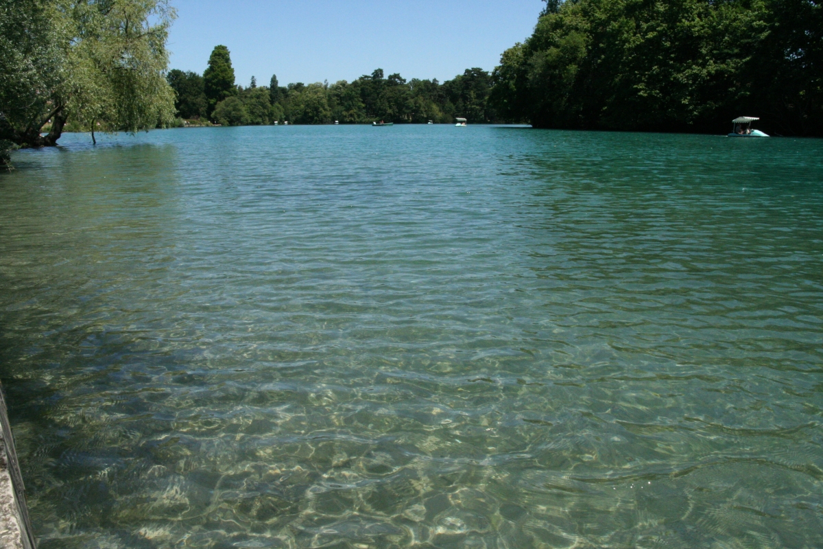 La présence d'un plan d'eau contribue à améliorer le confort d’été